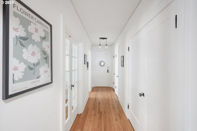 2829 SE Belmont St Unit 205, Portland, OR 97214 - hall featuring light wood-style floors