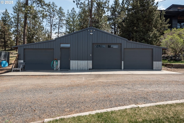 view of detached garage