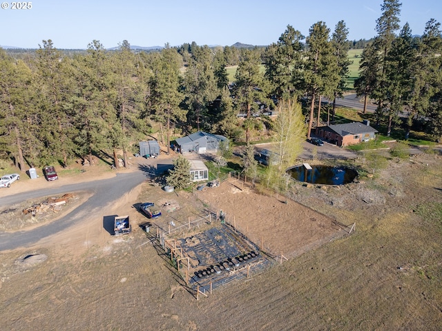 aerial view of property and surrounding area