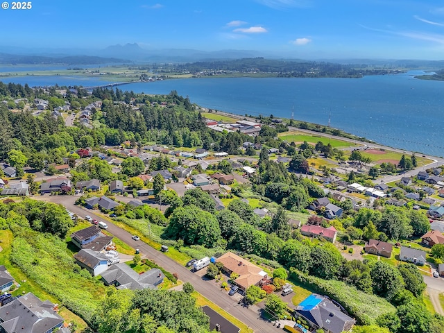 450 Pleasant Ave, Astoria, OR 97103 - aerial view of property and surrounding area featuring a nearby body of water and nearby suburban area