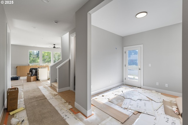 4410 NE 55th Way, Vancouver, WA 98661 - foyer entrance with a ceiling fan and baseboards