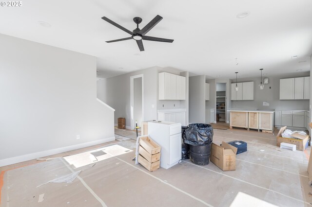 4410 NE 55th Way, Vancouver, WA 98661 - living room featuring baseboards and a ceiling fan
