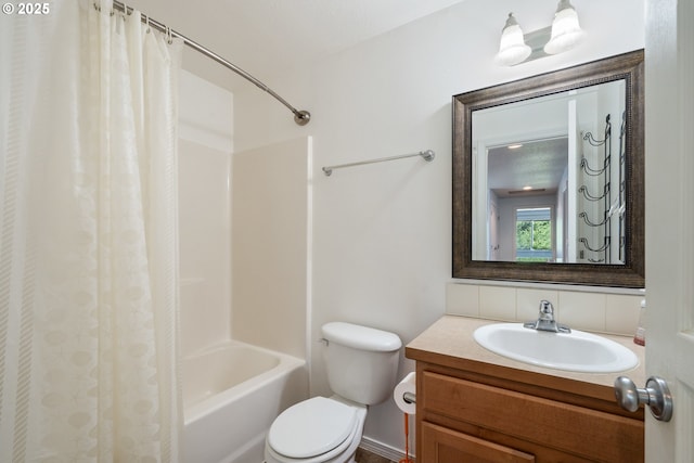 8465 S Hollyhock St, Rockaway Beach, OR 97136 - full bath with vanity and shower / bath combo with shower curtain