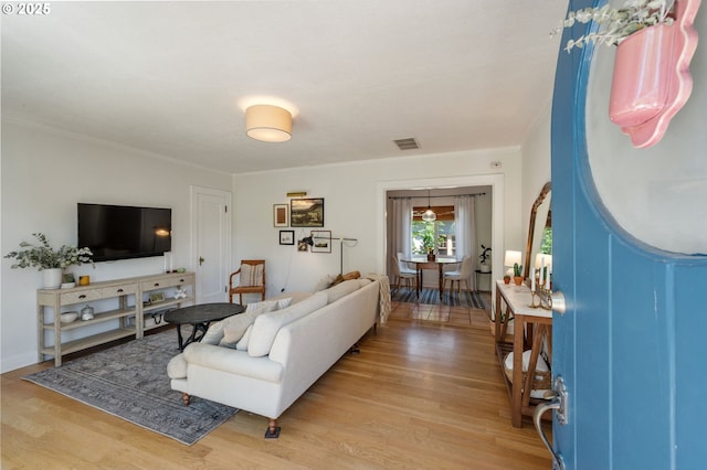 909 NE Brazee St Unit 16, Portland, OR 97212 - living room with light wood-style floors