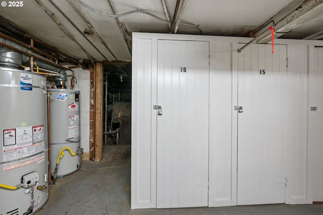 909 NE Brazee St Unit 16, Portland, OR 97212 - basement with gas water heater and water heater