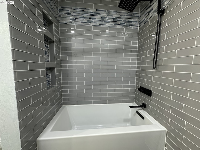 212 NW Bridge St, John Day, OR 97845 - bathroom featuring shower / bathtub combination