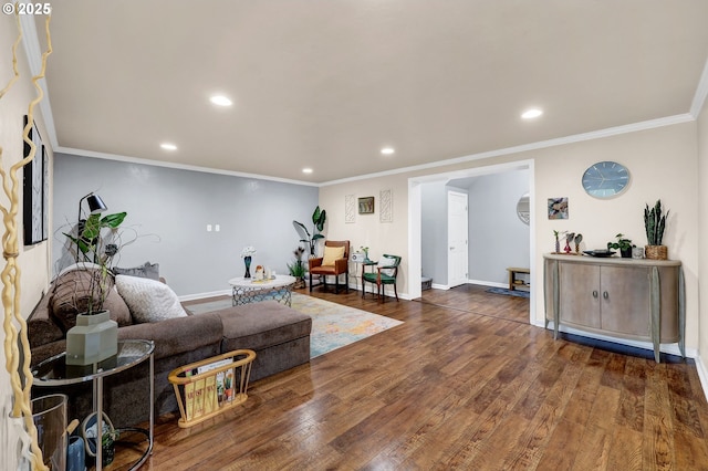 1364 Goodpasture Island Rd, Eugene, OR 97401 - living area featuring wood finished floors, recessed lighting, ornamental molding, and baseboards