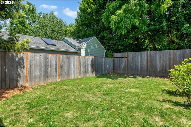 6126 SE 23rd Ave, Portland, OR 97202 - view of fenced backyard
