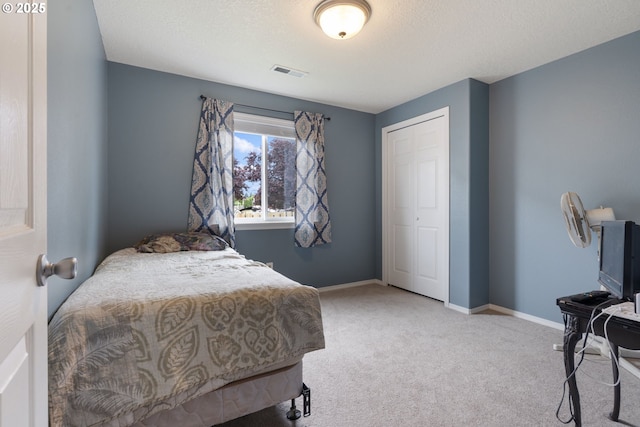 13810 NE 89th Cir, Vancouver, WA 98682 - bedroom with carpet flooring, baseboards, and a closet