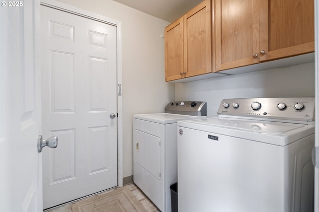 13810 NE 89th Cir, Vancouver, WA 98682 - laundry room with cabinet space and washer and dryer