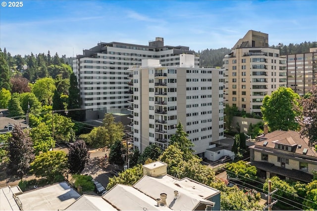 2211 SW Park Pl Unit 202, Portland, OR 97205 - view of apartment building / complex