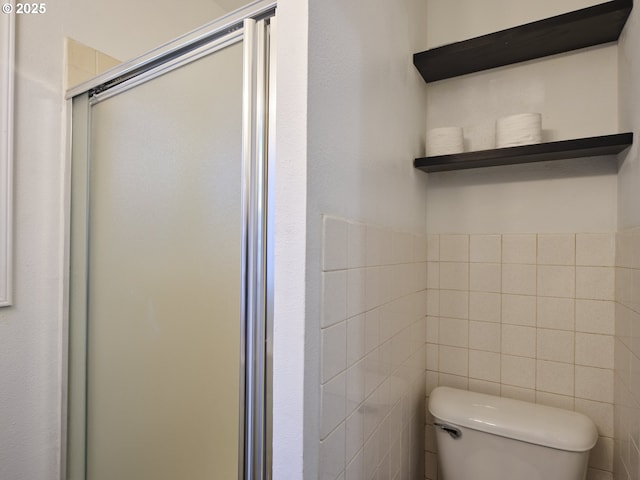 1818 E 32nd St, Vancouver, WA 98663 - full bath with toilet and a stall shower