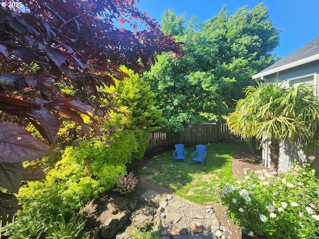 2600 Umpqua Ln, West Linn, OR 97068 - view of yard