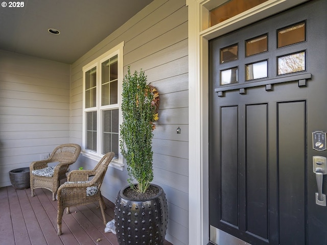 2600 Umpqua Ln, West Linn, OR 97068 - view of exterior entry with a porch