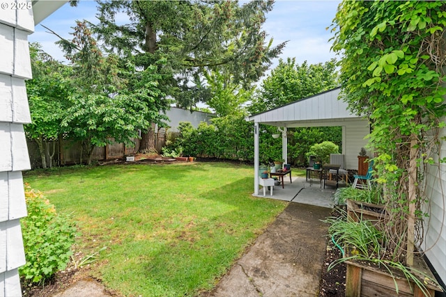 3416 SE 63rd Ave, Portland, OR 97206 - view of yard with a patio
