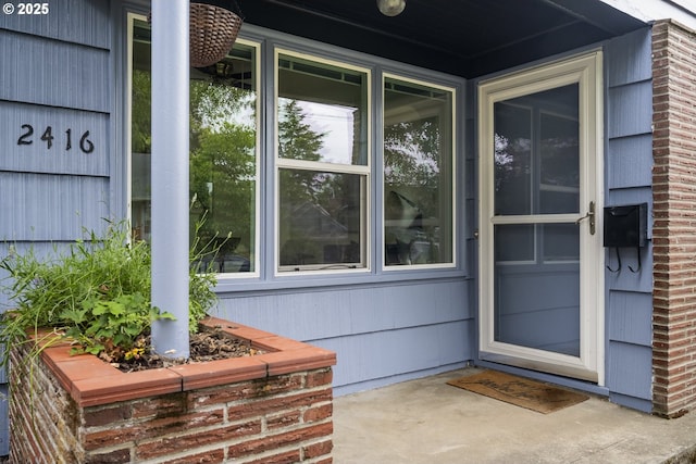 2416 SE 60th Ave, Portland, OR 97206 - property entrance