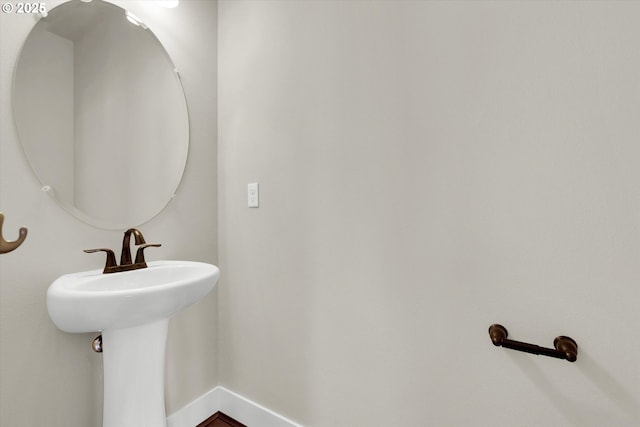 385 SW Mitchum Ter, Beaverton, OR 97006 - bathroom featuring baseboards