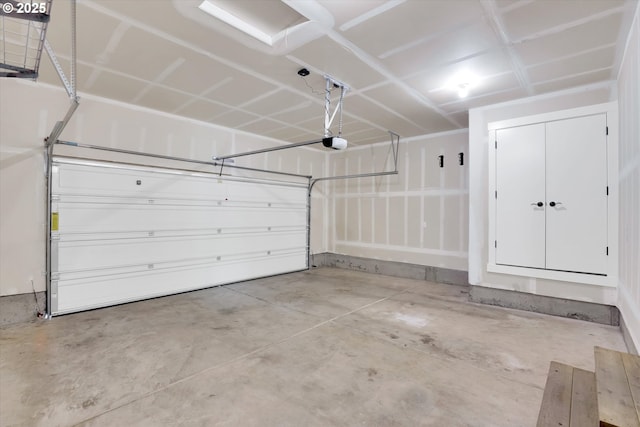 385 SW Mitchum Ter, Beaverton, OR 97006 - garage with a garage door opener