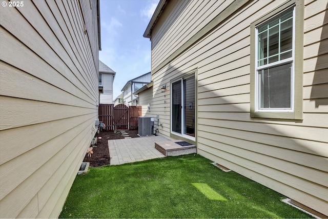 385 SW Mitchum Ter, Beaverton, OR 97006 - view of yard featuring a gate and a patio area
