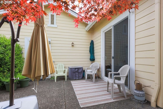 6641 NE Rosebay Dr, Hillsboro, OR 97124 - view of patio