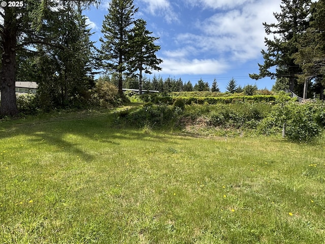 4922 Lake Shore Dr, Florence, OR 97439