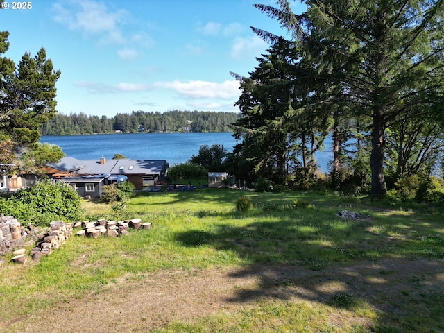 4922 Lake Shore Dr, Florence, OR 97439