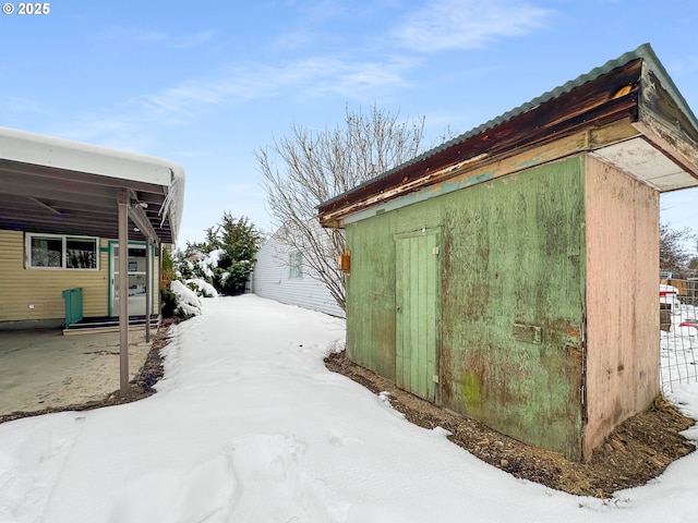 exterior space with an outbuilding