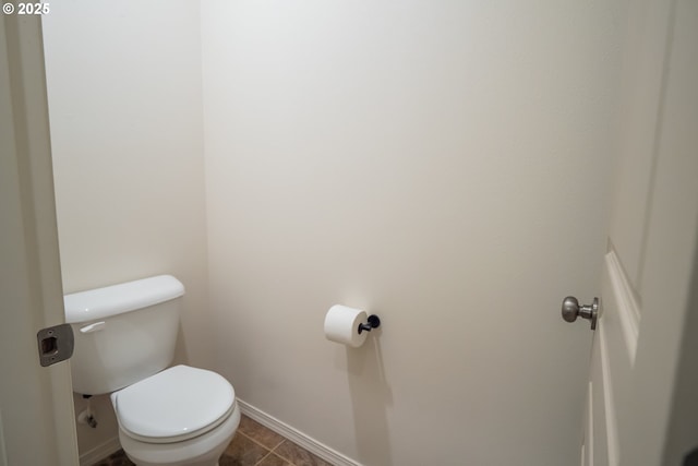 1067 S 55th St, Springfield, OR 97478 - bathroom with toilet and tile patterned flooring