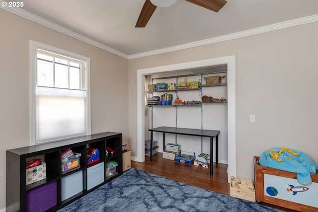 709 S Meridian St, Newberg, OR 97132 - recreation room featuring a ceiling fan, ornamental molding, and wood finished floors
