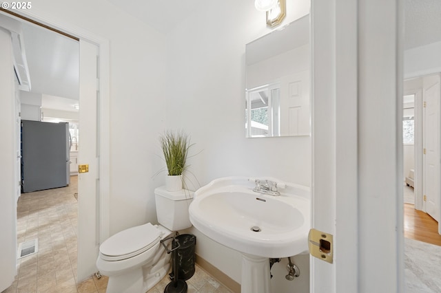 13440 SW Greenleaf Pl, Beaverton, OR 97005 - bathroom with toilet