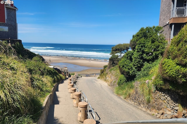 1537 NW 21st St, Lincoln City, OR 97367 - water view featuring local beach