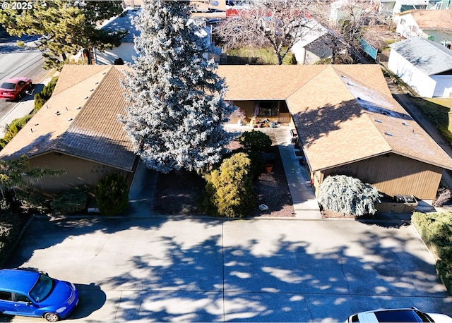 aerial view featuring a residential view