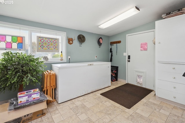28805 Royal Ave, Eugene, OR 97402 - laundry area featuring stone tile floors