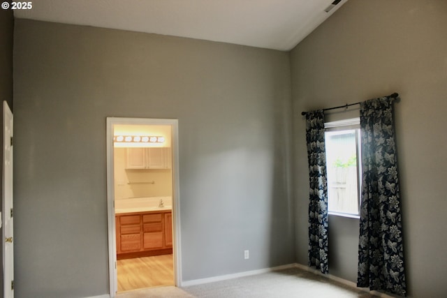 203 Robin Ct, Creswell, OR 97426 - carpeted empty room featuring baseboards