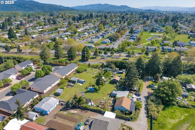2165 Laura St, Springfield, OR 97477 - bird's eye view featuring a mountain view and a residential view