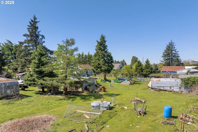 2165 Laura St, Springfield, OR 97477 - view of yard