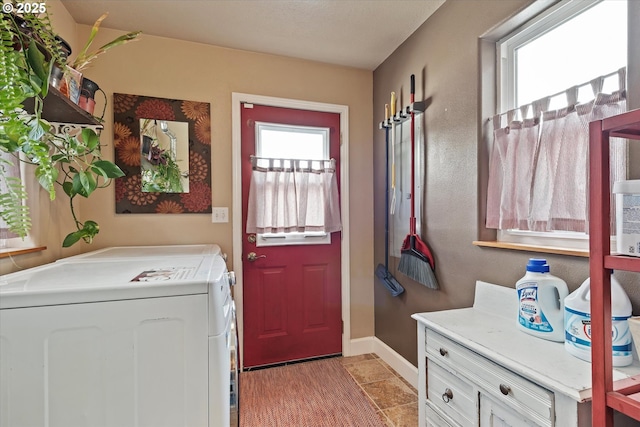 18122 Hulden Ln, Arlington, OR 97812 - washroom featuring independent washer and dryer and baseboards