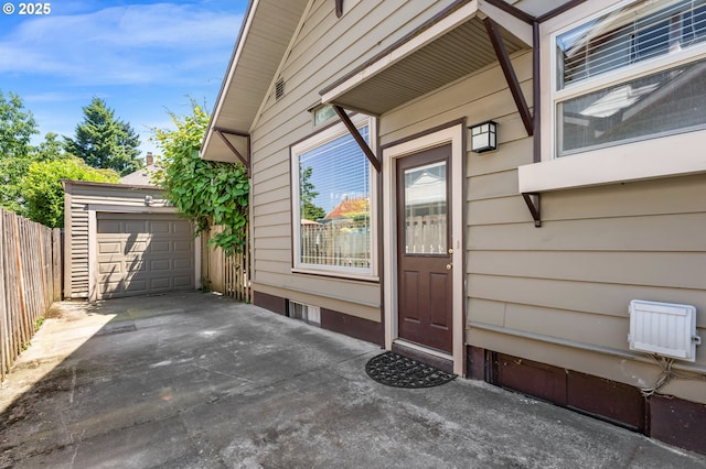 2804 NE 61st Ave, Portland, OR 97213 - entrance to property featuring driveway