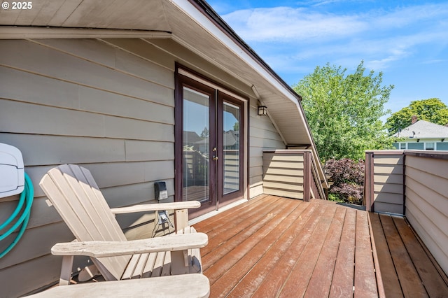 2804 NE 61st Ave, Portland, OR 97213 - view of wooden deck
