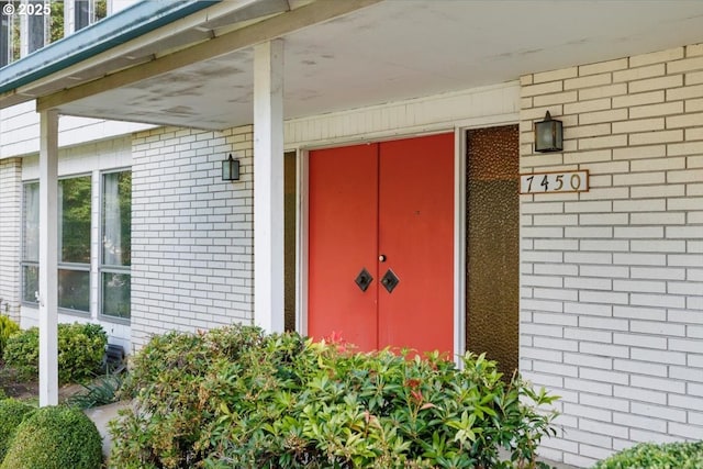 7450 SW Wilson Ave, Beaverton, OR 97008 - entrance to property featuring brick siding