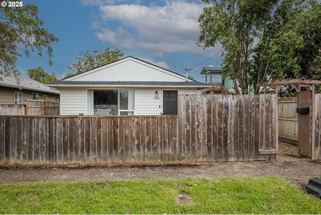 1540 Juniper St, Junction City, OR 97448 - view of side of property