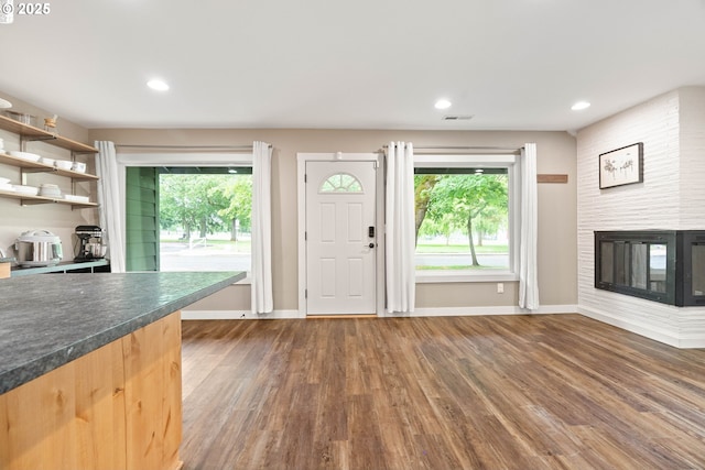4607 SE 88th Ave, Portland, OR 97266 - foyer with healthy amount of natural light, baseboards, wood finished floors, and recessed lighting