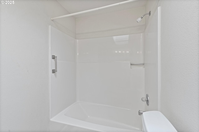 16445 SW Meadowood Way, Portland, OR 97224 - bathroom with toilet and tub / shower combination