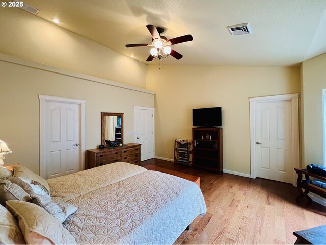 2295 Chi Chi Ln, Sutherlin, OR 97479 - bedroom with wood finished floors, baseboards, and a ceiling fan