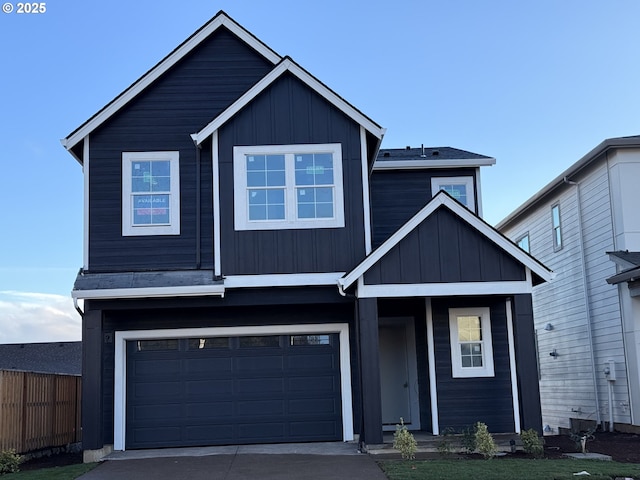 view of front facade with a garage