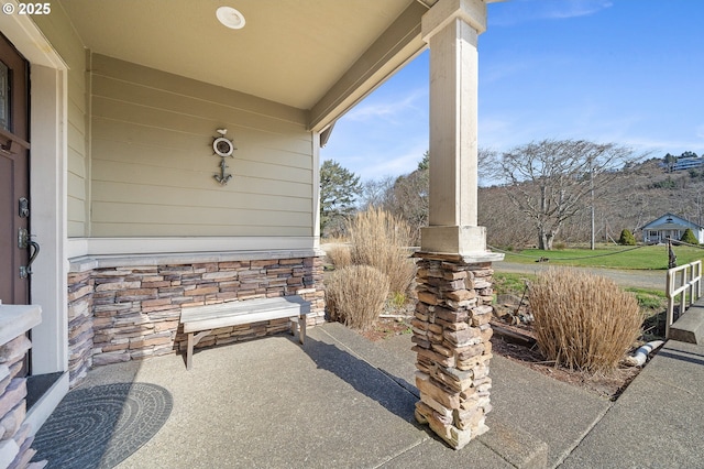 view of patio / terrace with covered porch