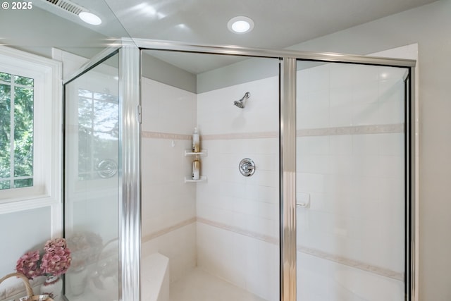 37676 Kathleen Ct, Lebanon, OR 97355 - full bathroom with a stall shower