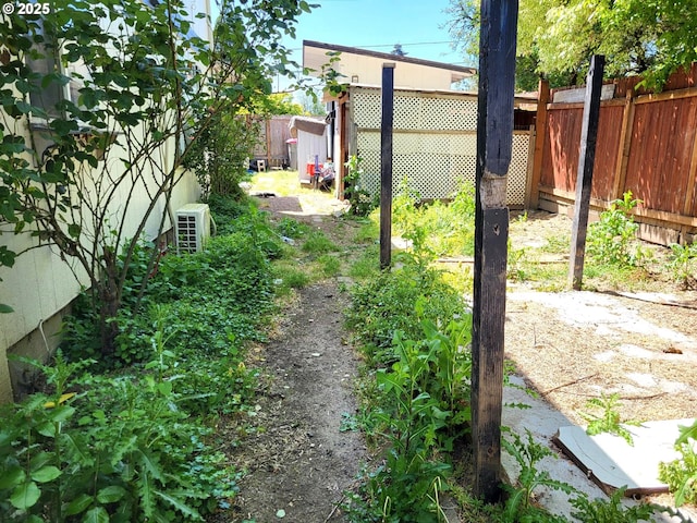 729 NW Evans St, Sheridan, OR 97378 - view of yard