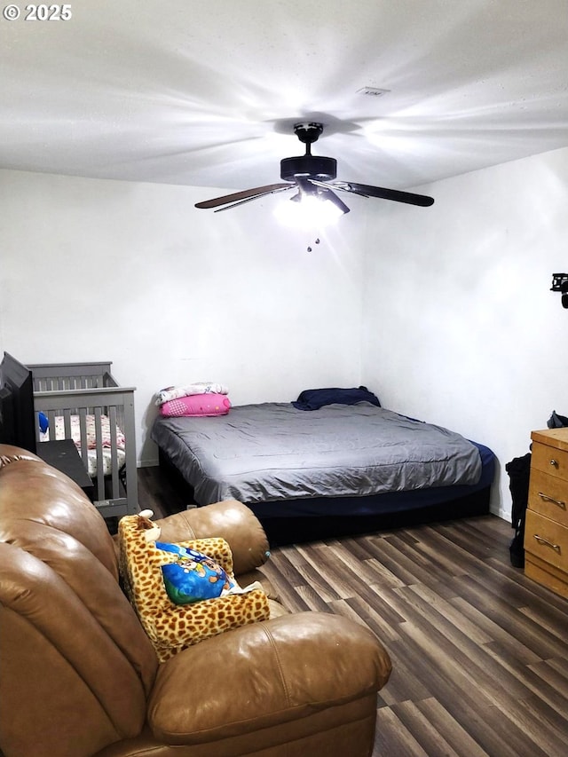 729 NW Evans St, Sheridan, OR 97378 - bedroom featuring wood finished floors and a ceiling fan