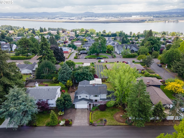 7105 Mississippi Dr, Vancouver, WA 98664 - aerial view of residential area with a large body of water
